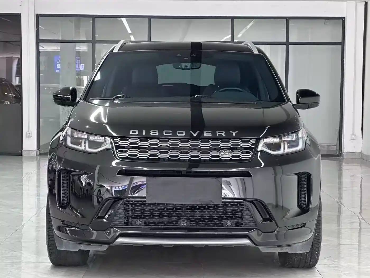 Land Rover Discovery Sport 2020 249PS R-Dynamic Performance фото 5