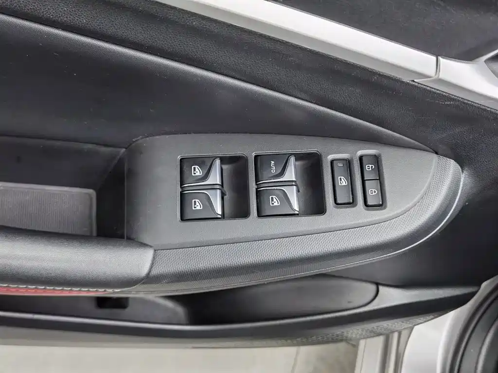 Photo 9 - Changan Eado
