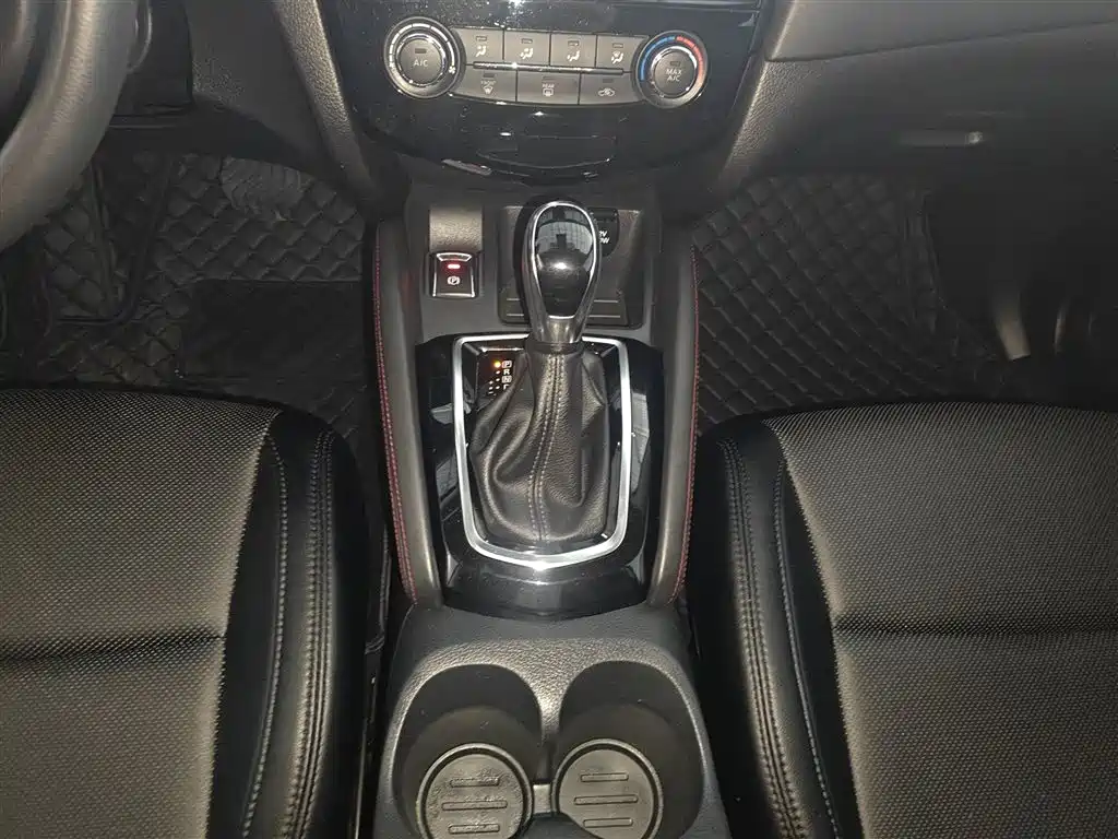 Nissan Qashqai, миниатюра 14