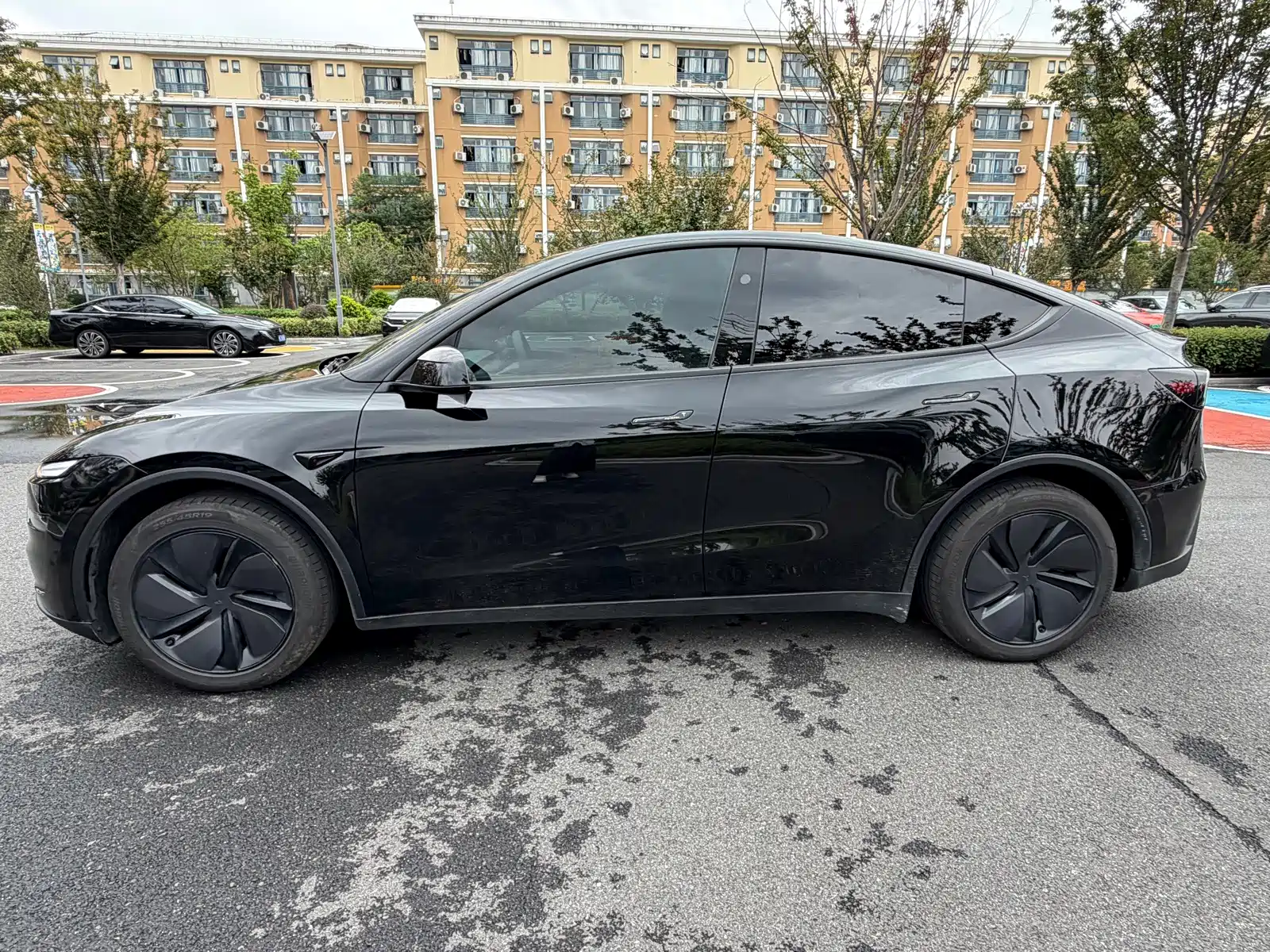 Фото 15 - Tesla Model Y
