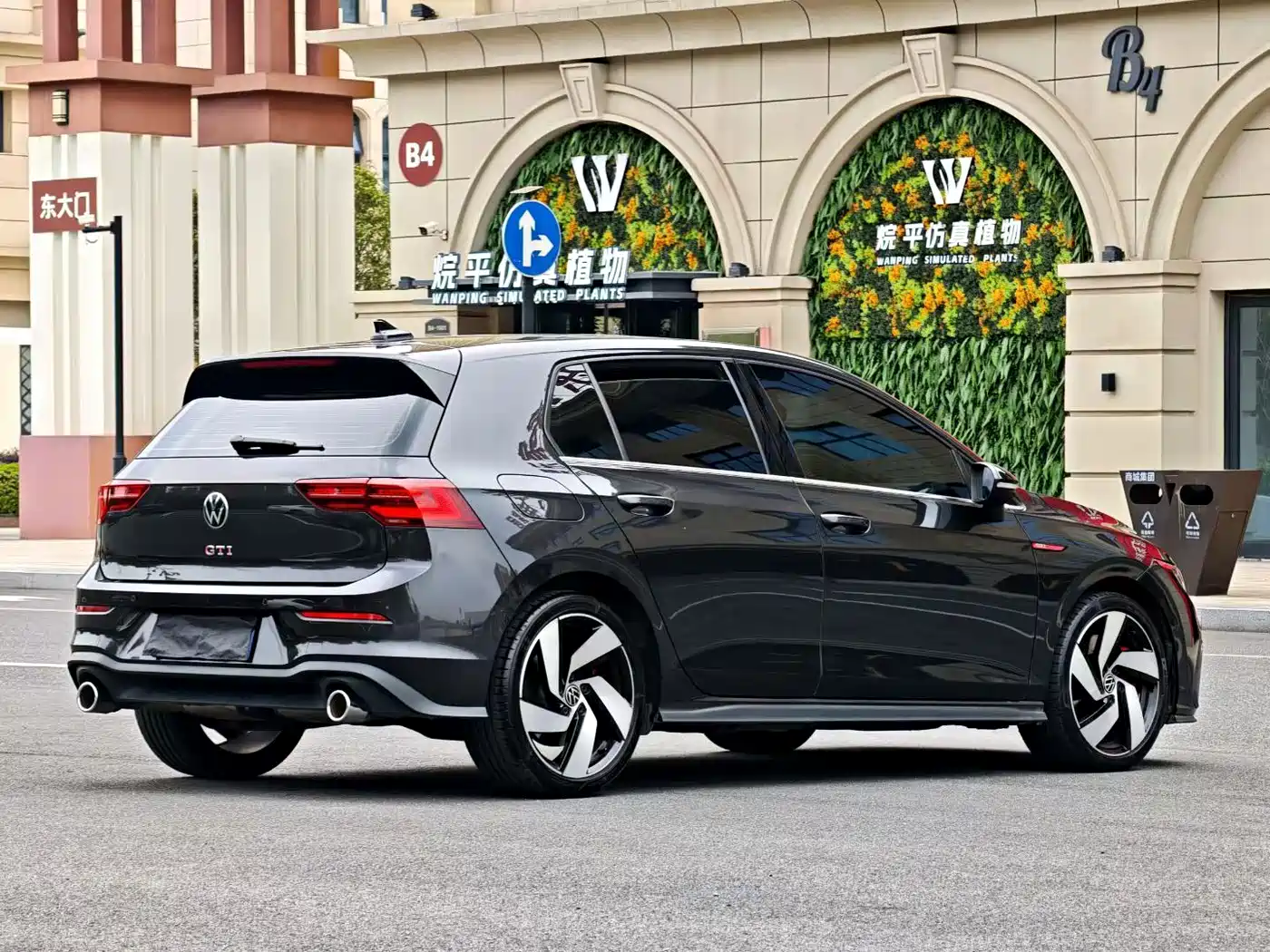 Volkswagen Golf GTI 2023 2021 Facelift 380TSI DSG GTI