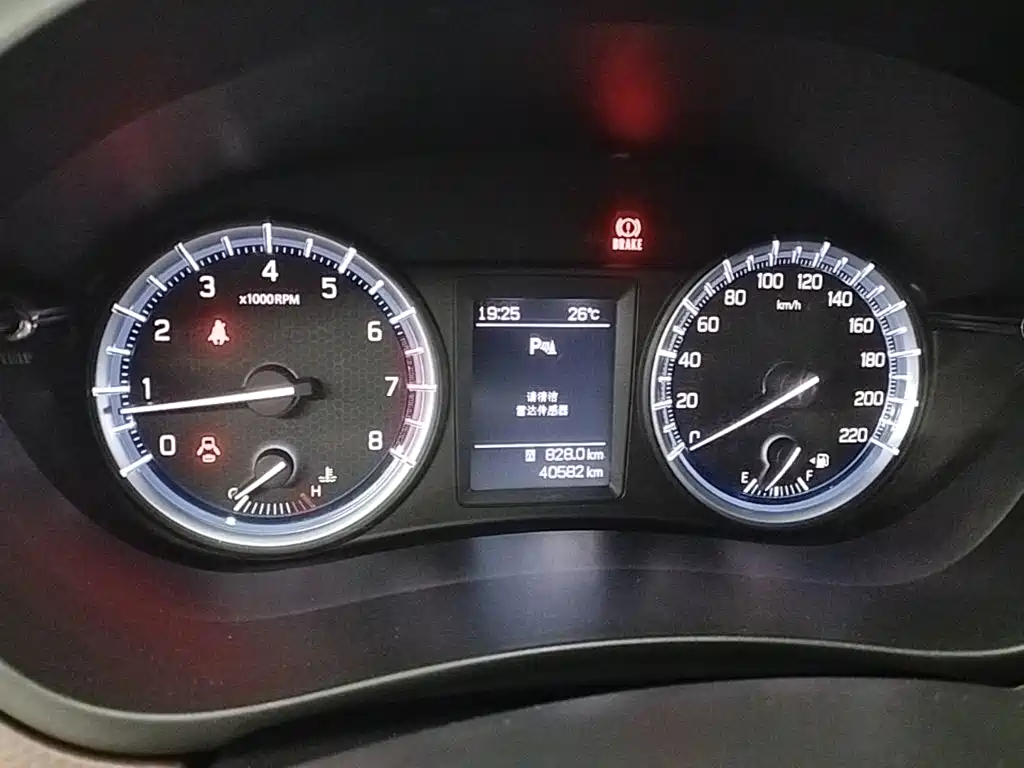 Suzuki Xiaotu 2018 2017 1.6L Manual 2WD Urban Fashion