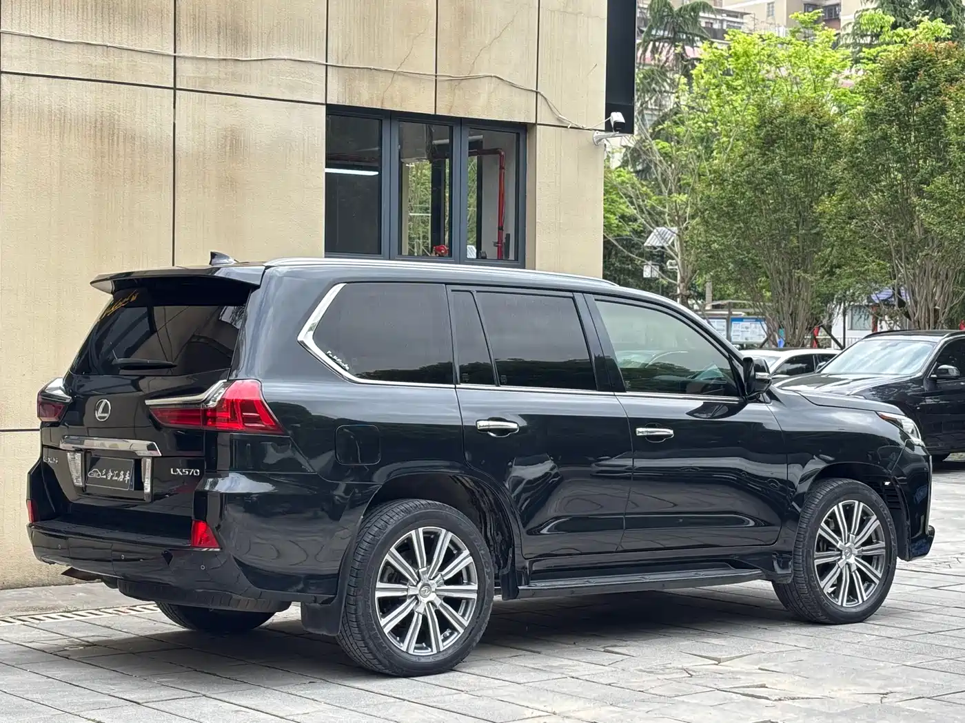 Lexus LX 2017 570 Prestige Luxury фото 10