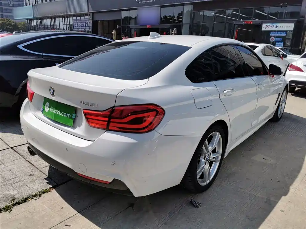 BMW 4 Series 2017 425i Gran Coupe Leading M Sport Package фото 5