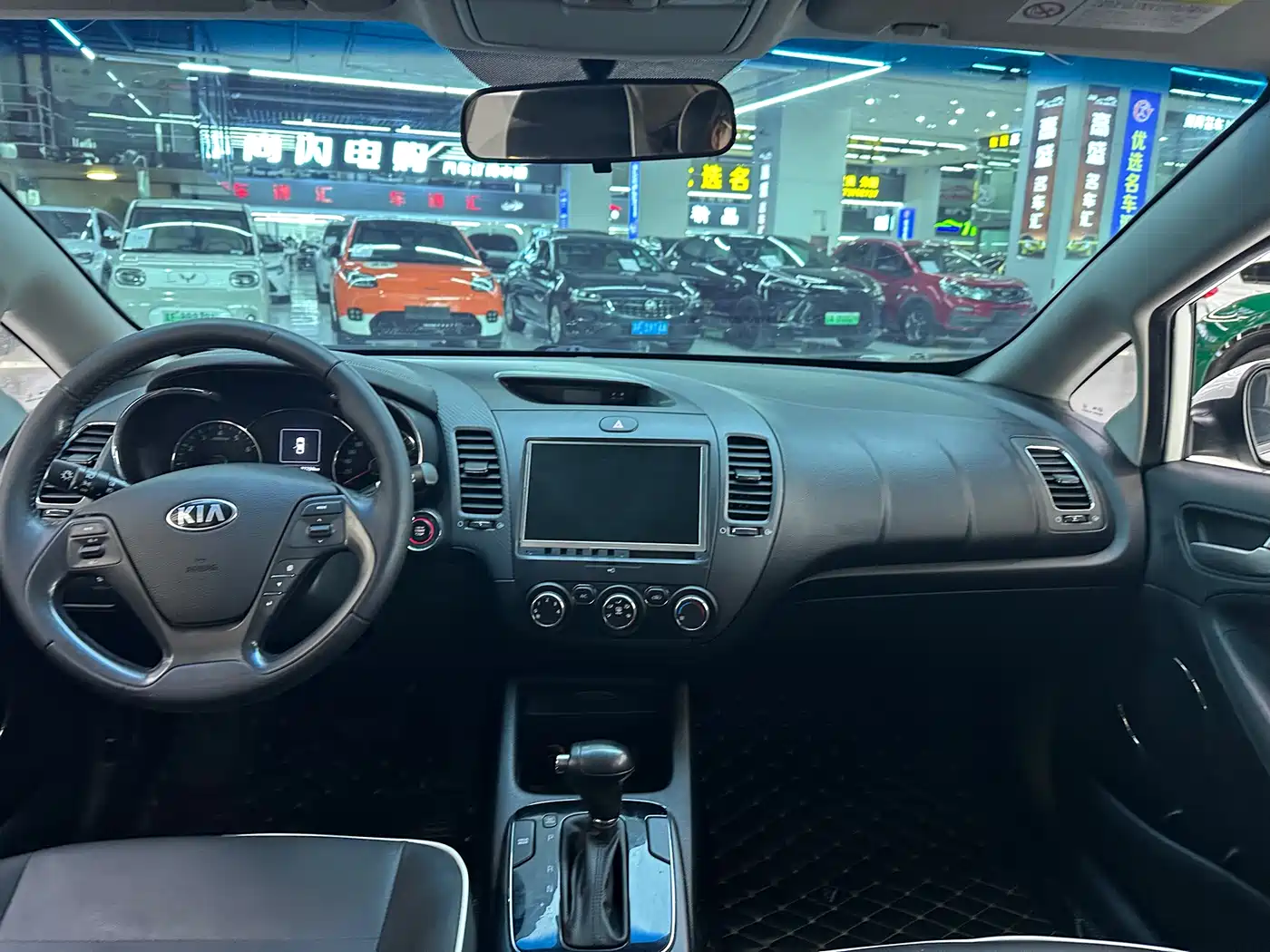 Kia K3 2016 1.6L Automatic GLS фото 12