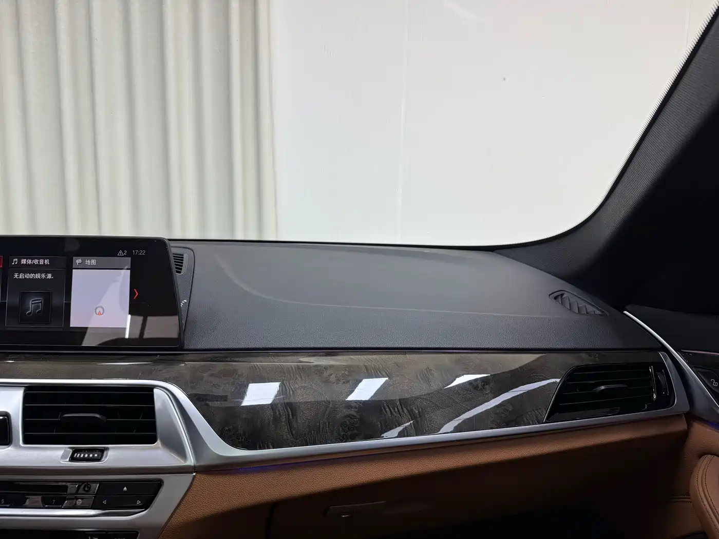BMW 5 Series 2018 530Li Leading M Sport Package фото 29