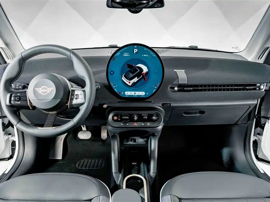 MINI Electric MINI COOPER 2024 2024 452km COOPER SE Artist
