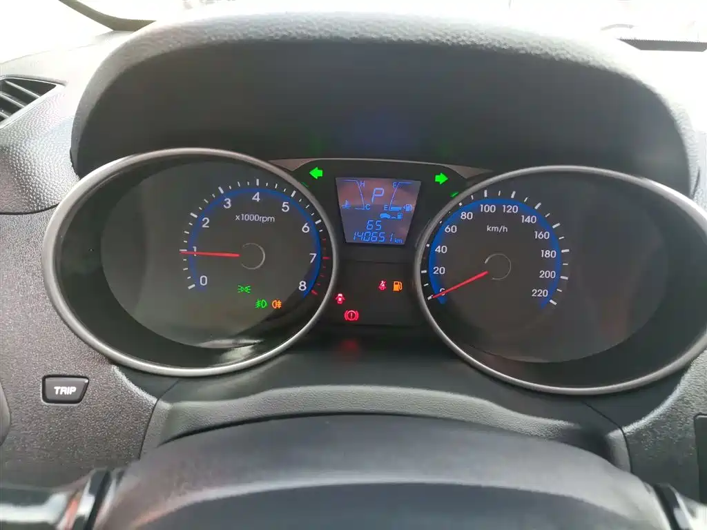 Hyundai Beijing Hyundai ix35 2015 2.0L Automatic 2WD Smart Type China IV фото 8