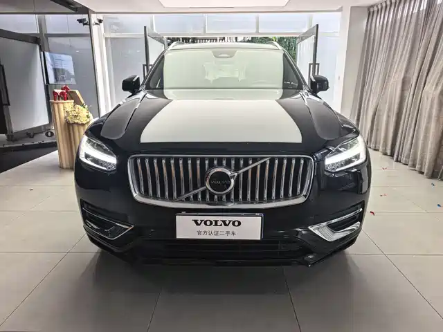 Volvo XC90 2024 B6 Elegance Luxury 7-Seater — фото 2