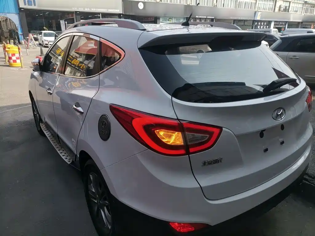 Hyundai Beijing Hyundai ix35 2015 2.0L Automatic 2WD Smart Type China IV фото 23