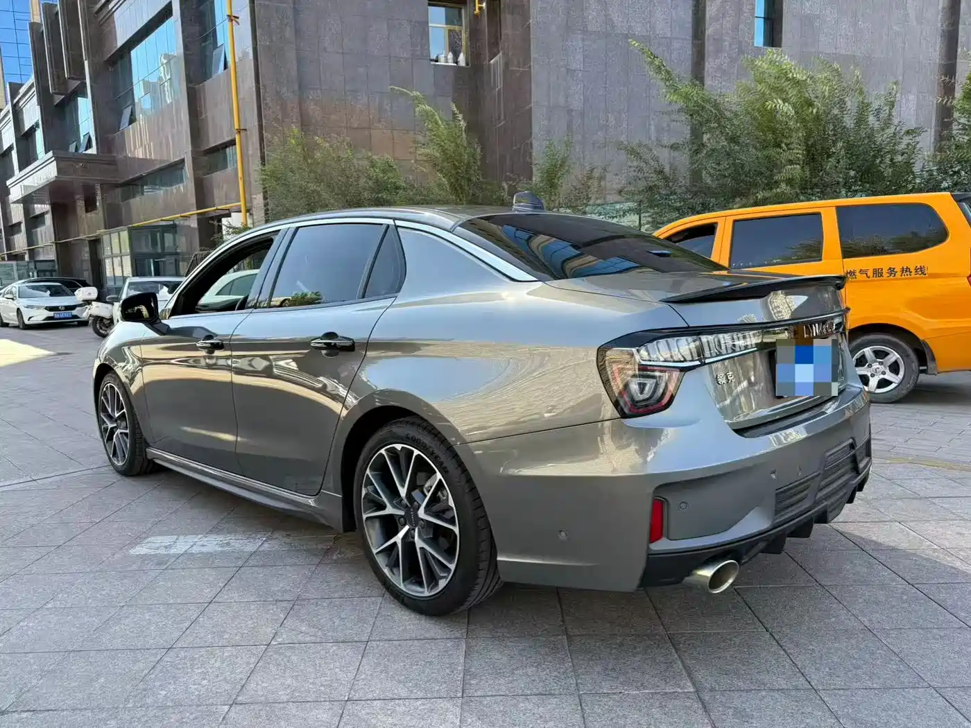 Lynk & Co 03 2023 2.0TD DCT Jin Pro фото 7