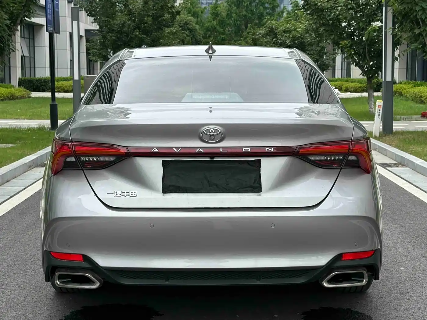 Toyota Avalon 2022 2.0L Luxury Edition фото 29