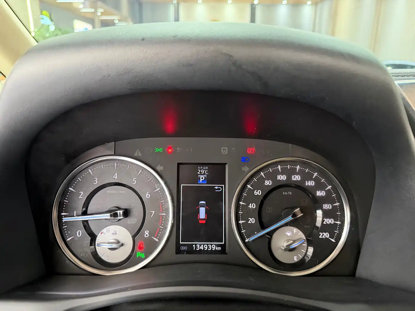 Toyota Alphard 2018 3.5L Luxury фото 12