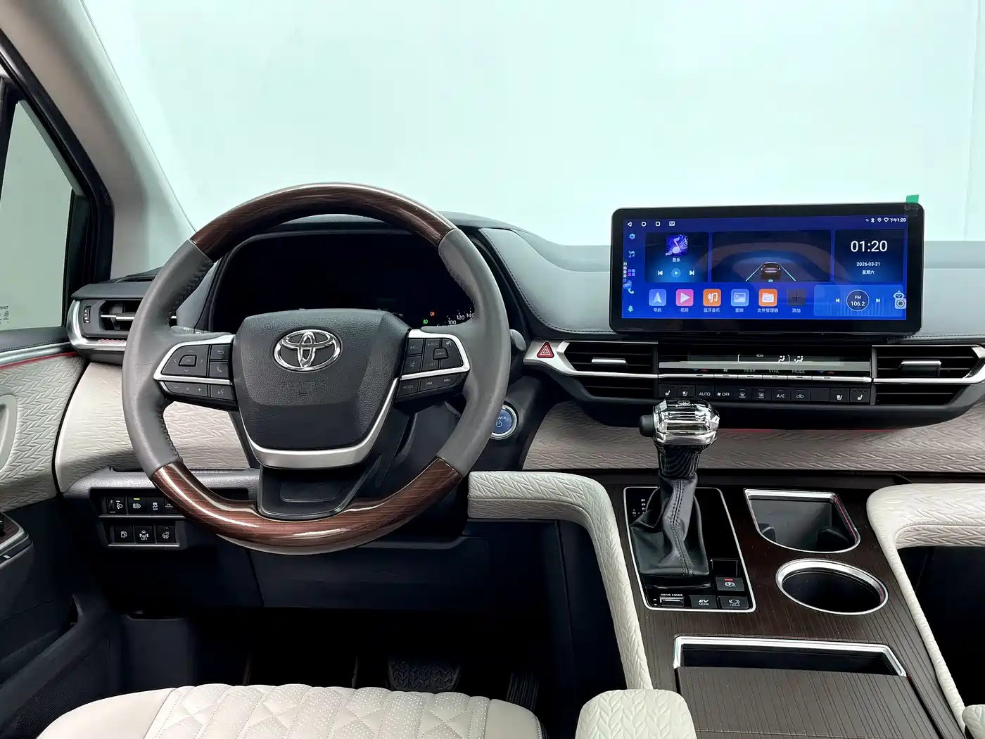 Toyota Sienna 2021 2.5L Hybrid Comfort Edition фото 27