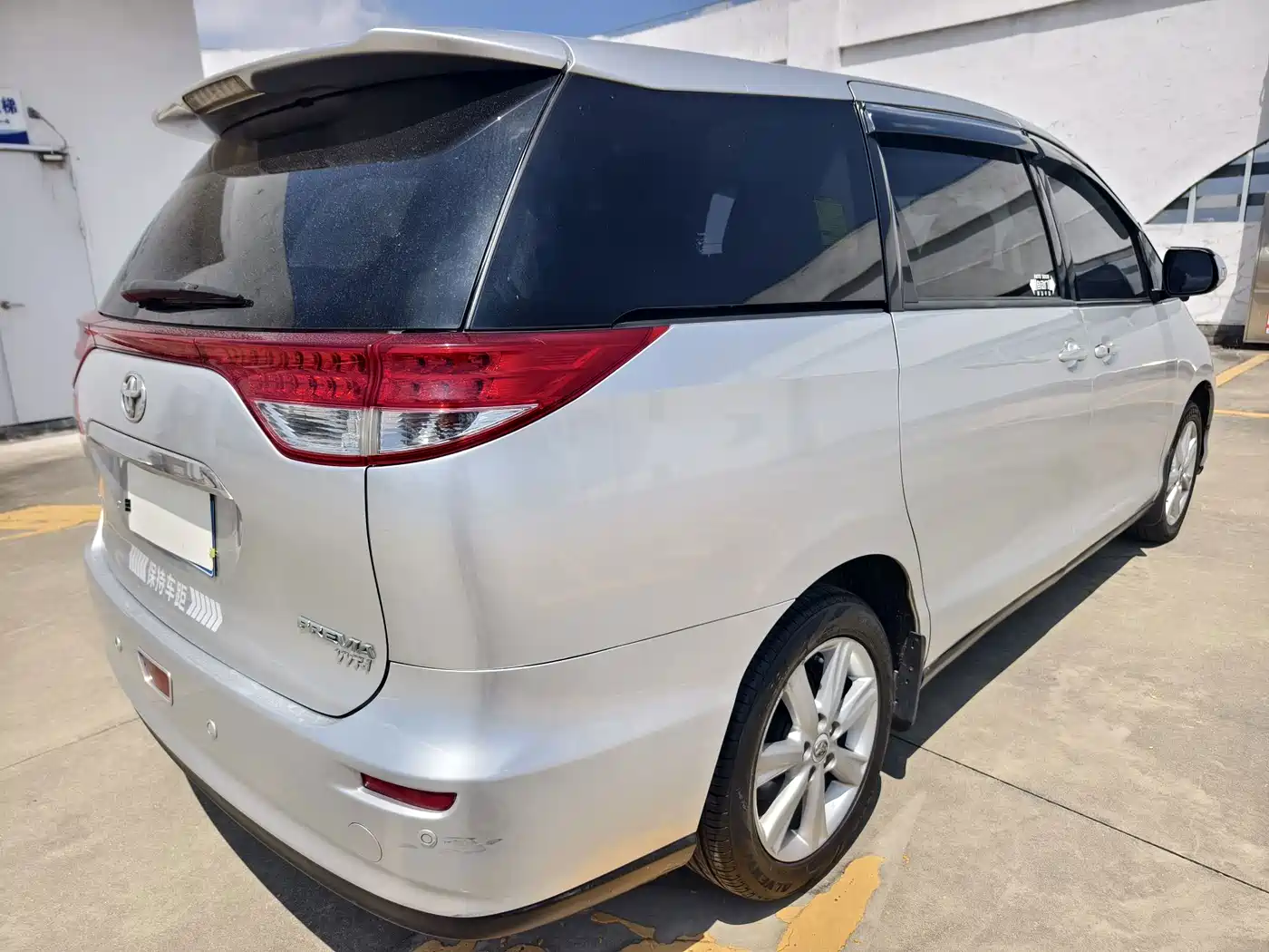 Toyota Previa 2010 2006 Model 2.4L 7-Seater Luxury Edition