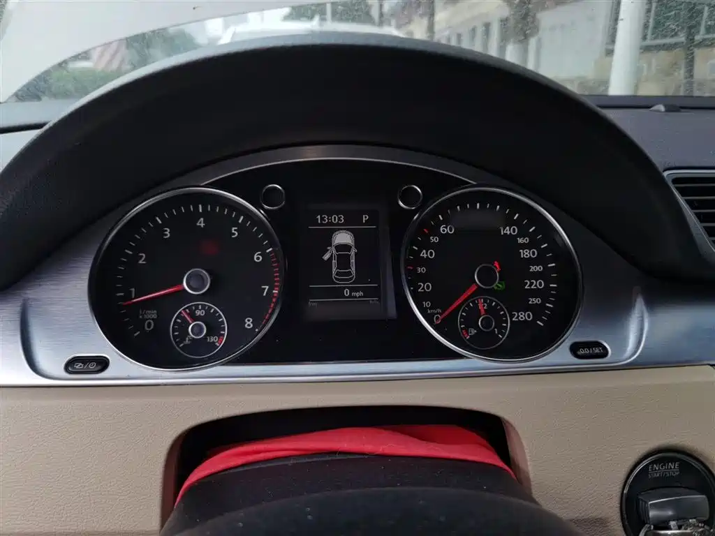 Volkswagen FAW-Volkswagen CC 2013 1.8TSI Premium фото 4