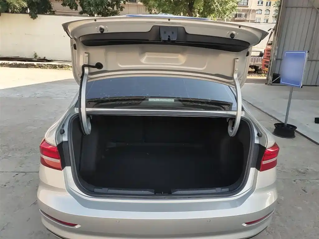Volkswagen Lavida 2019 280TSI DSG Comfort Edition China VI фото 19