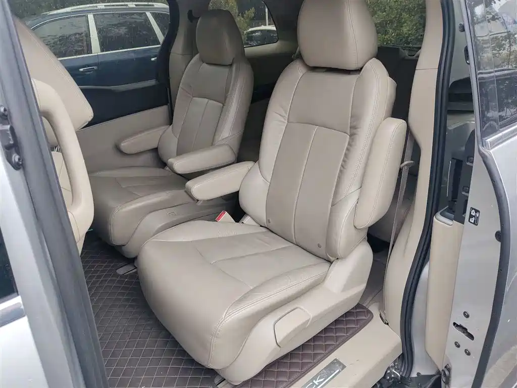 Buick GL8 2014 3.0L XT Luxury Business Flagship фото 15