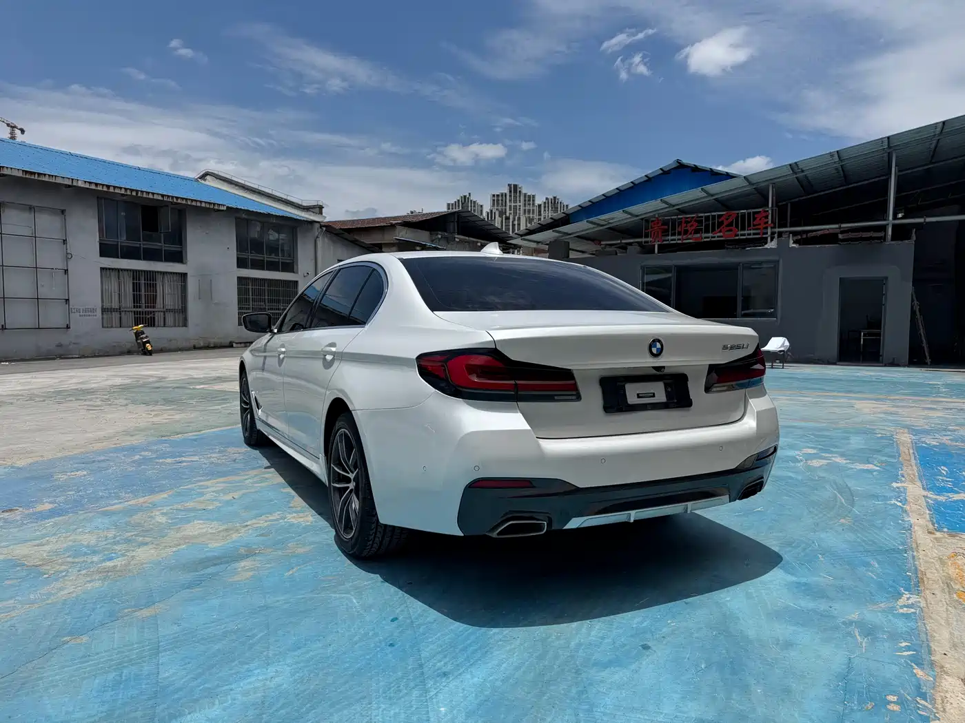 BMW 5 Series 2021 525Li M Sport Package фото 7