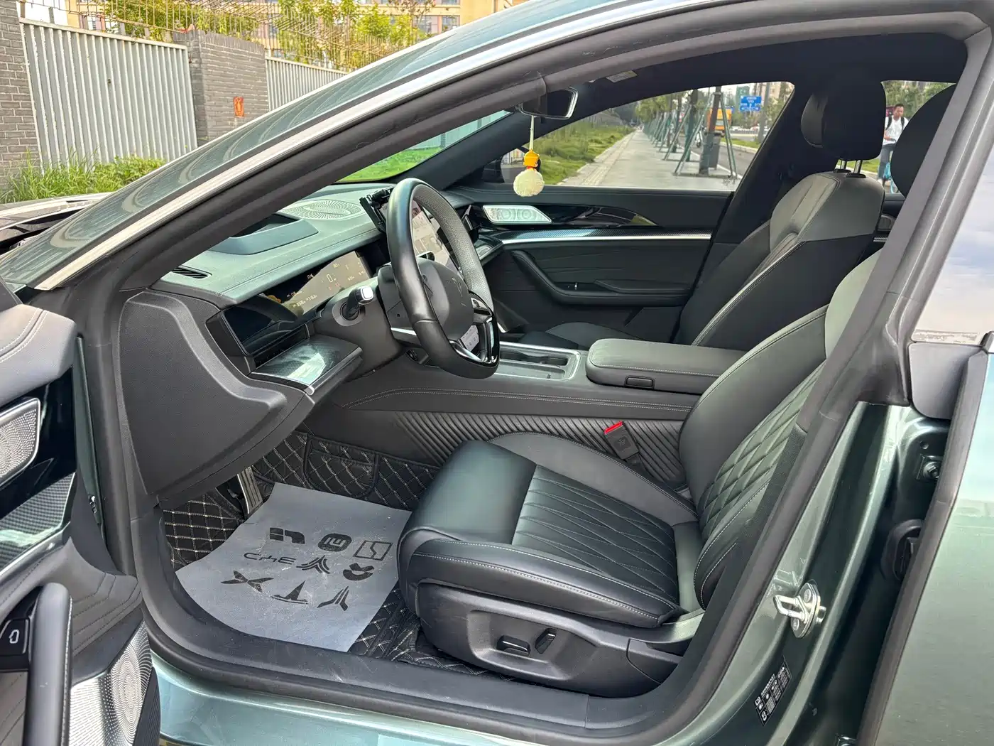 Nezha Auto Nezha S Shooting Brake 2024 2024 Model Range Extender 300 Standard