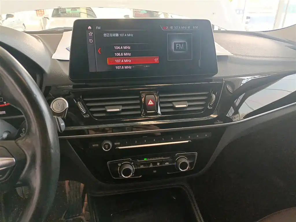 BMW 1 Series 2022 125i M Sport Shadow Edition фото 9