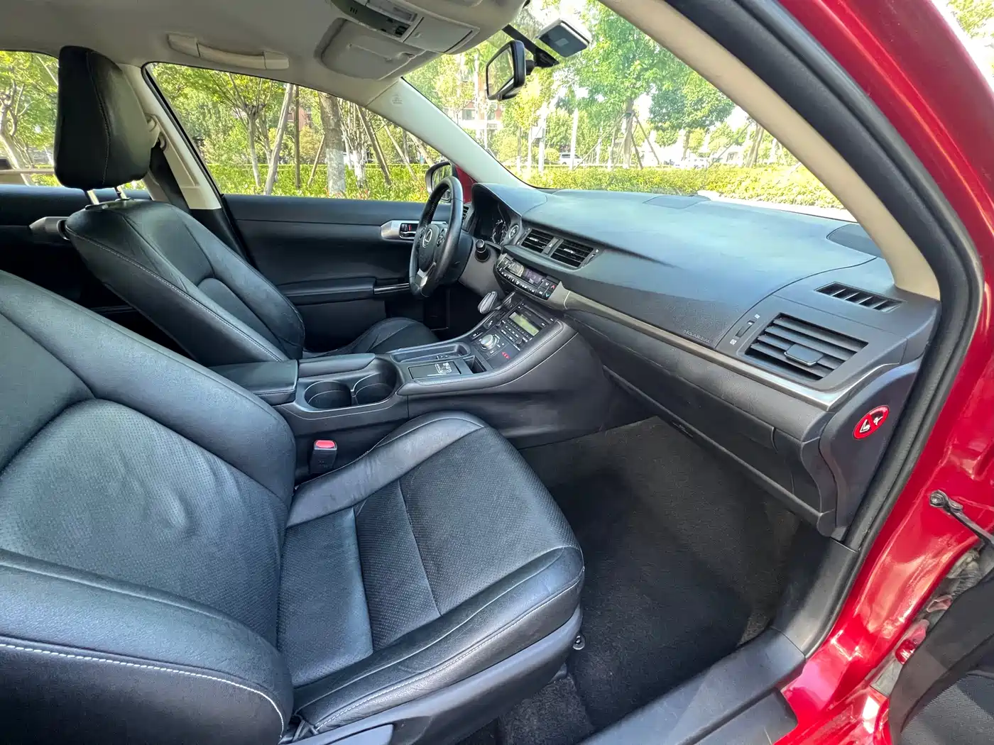 Lexus CT 2014 CT200h Elite Monochrome фото 6