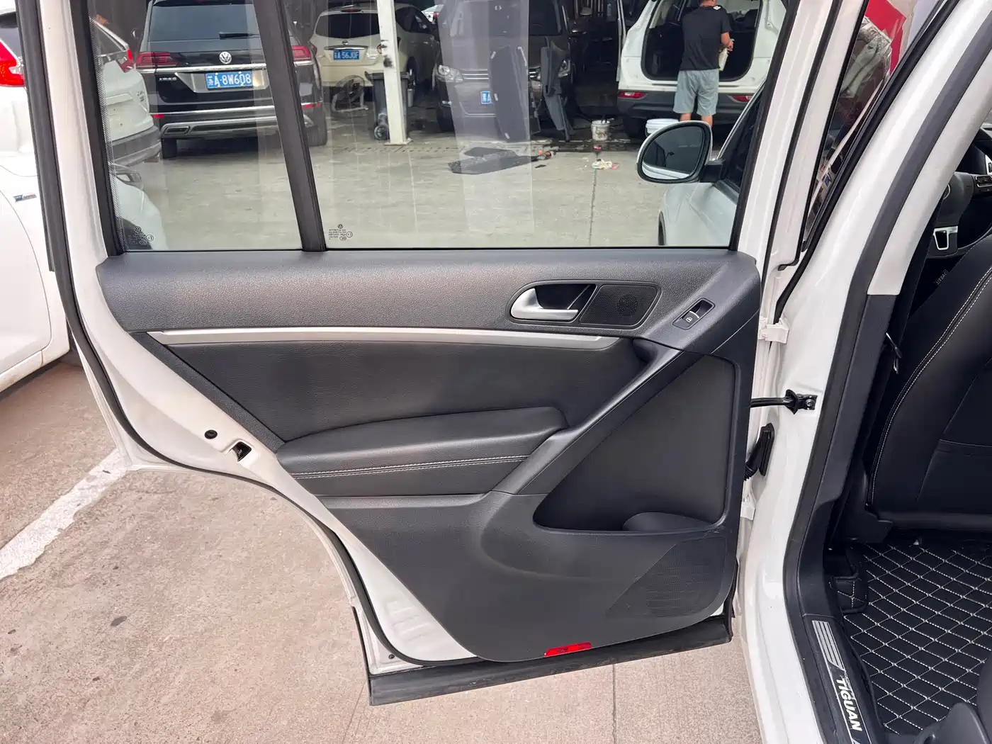 Volkswagen Tiguan 2016 Model 300TSI Automatic 2WD Luxury Edition фото 11
