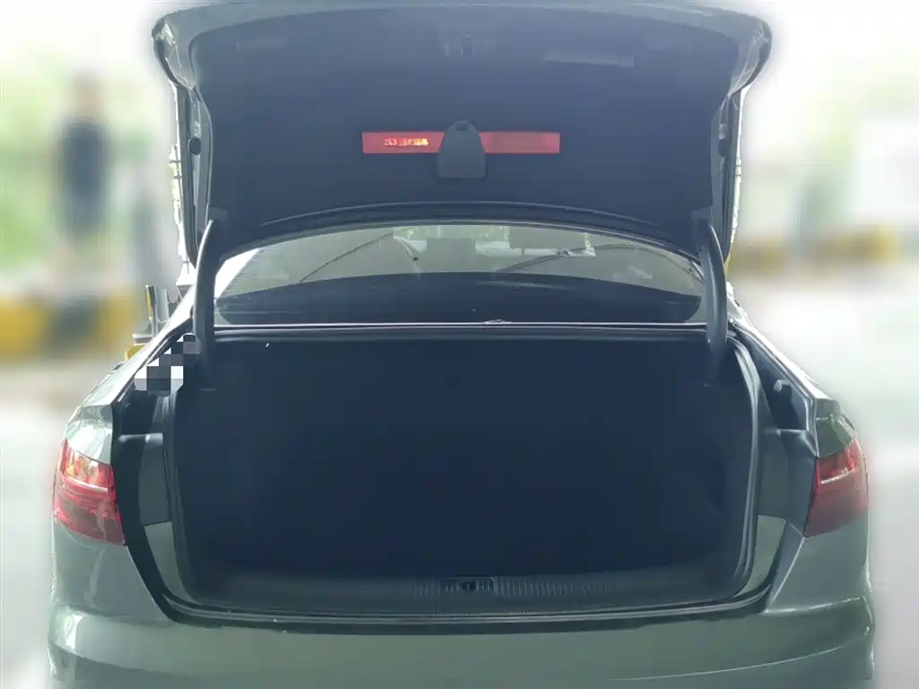 Audi A4L 2020 40 TFSI Fashion Dynamic Edition фото 10