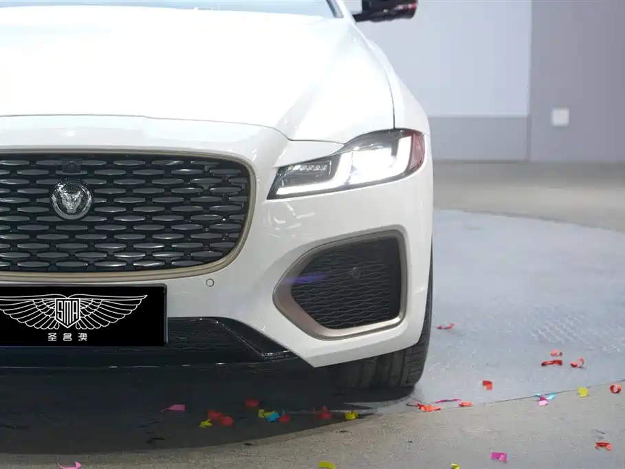 JAGUAR XFL
