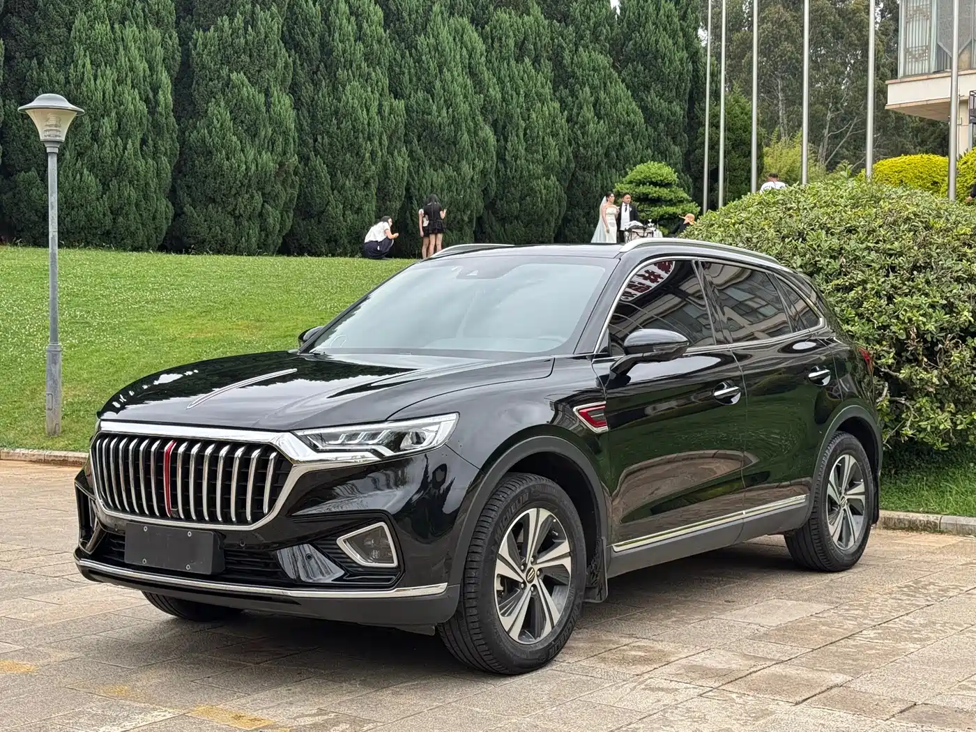Hongqi HS5 2019 2.0T Smart Connect Enjoy Edition