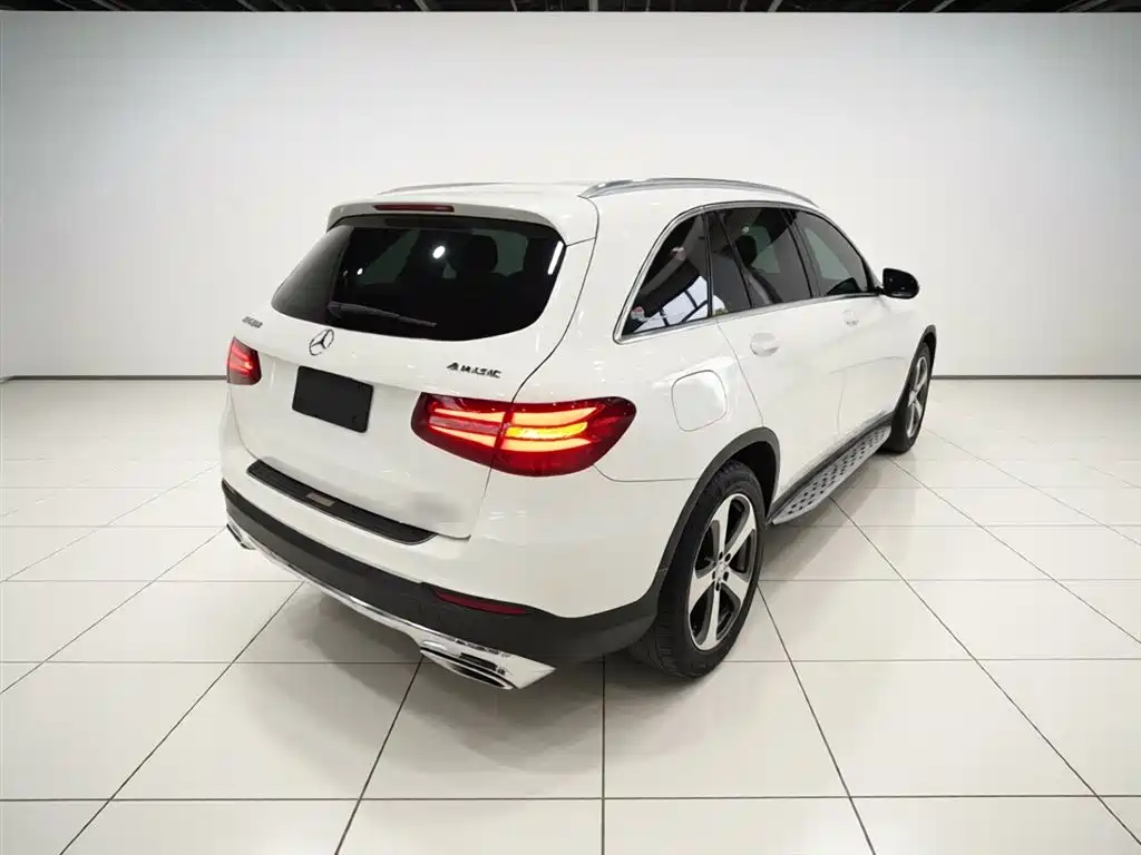 Mercedes-Benz GLC 2016 GLC 260 4MATIC Luxury фото 5