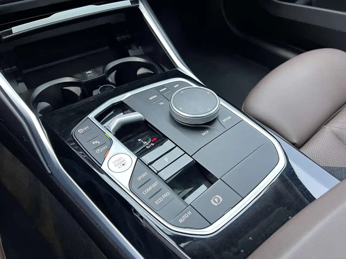 BMW 3 Series 2023 320Li M Sport Package фото 9