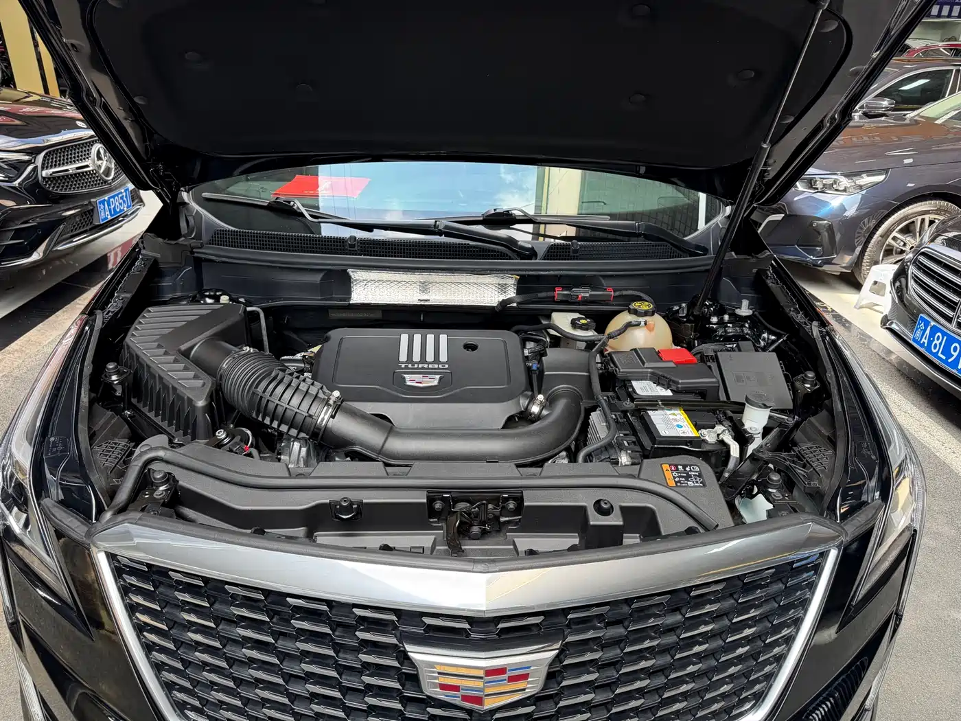 Cadillac XT5 2022 2.0T 2WD Luxury фото 31