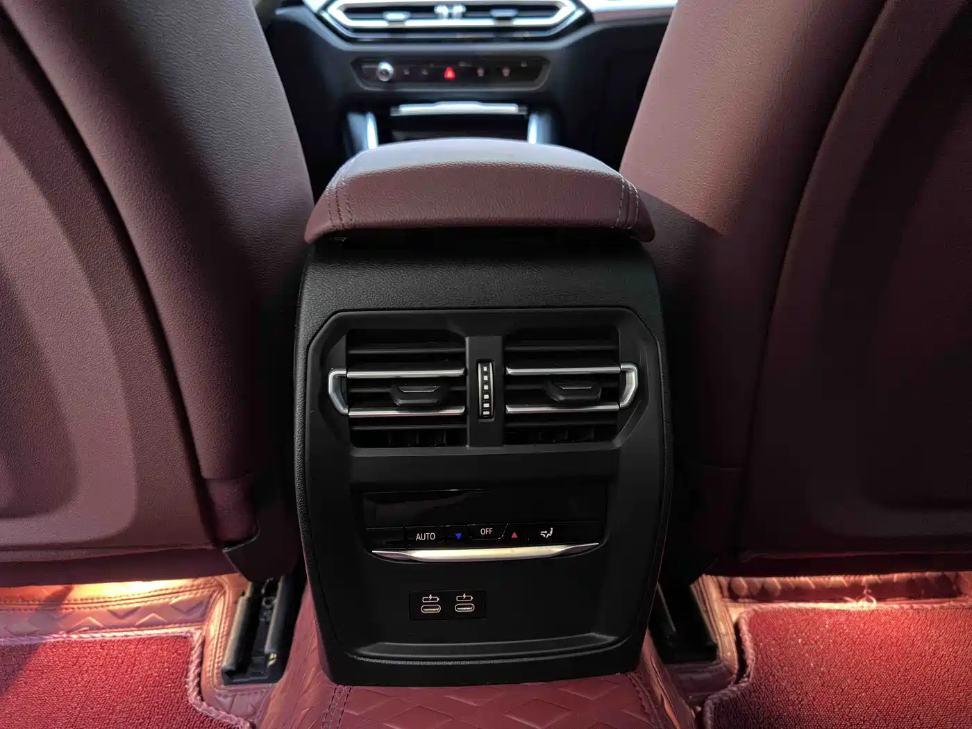 BMW 3 Series 2023 320Li M Sport Package фото 18