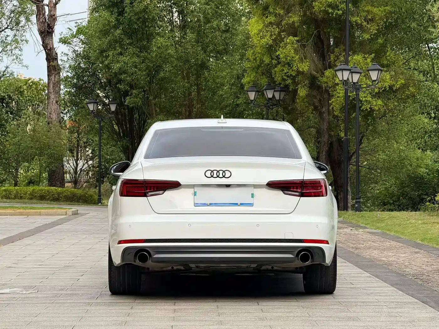 Audi A4L 2018 30th Anniversary 40 TFSI Fashion фото 8