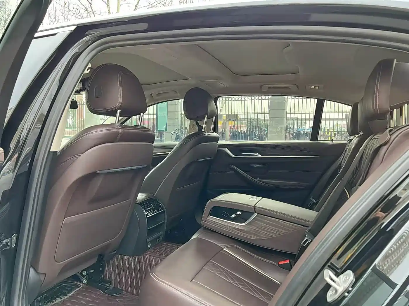 BMW 5 Series 2020 530Li Leading Luxury Package фото 6