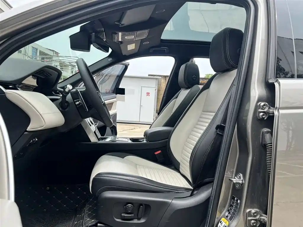 Land Rover Discovery Sport 2021 249PS R-Dynamic HSE Luxury Custom Edition фото 23