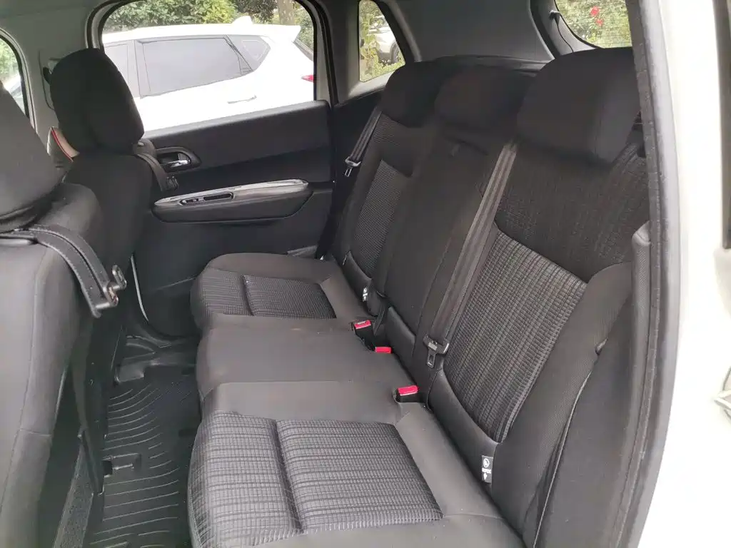 Peugeot 3008 2017 2016 1.6THP Automatic Classic Edition