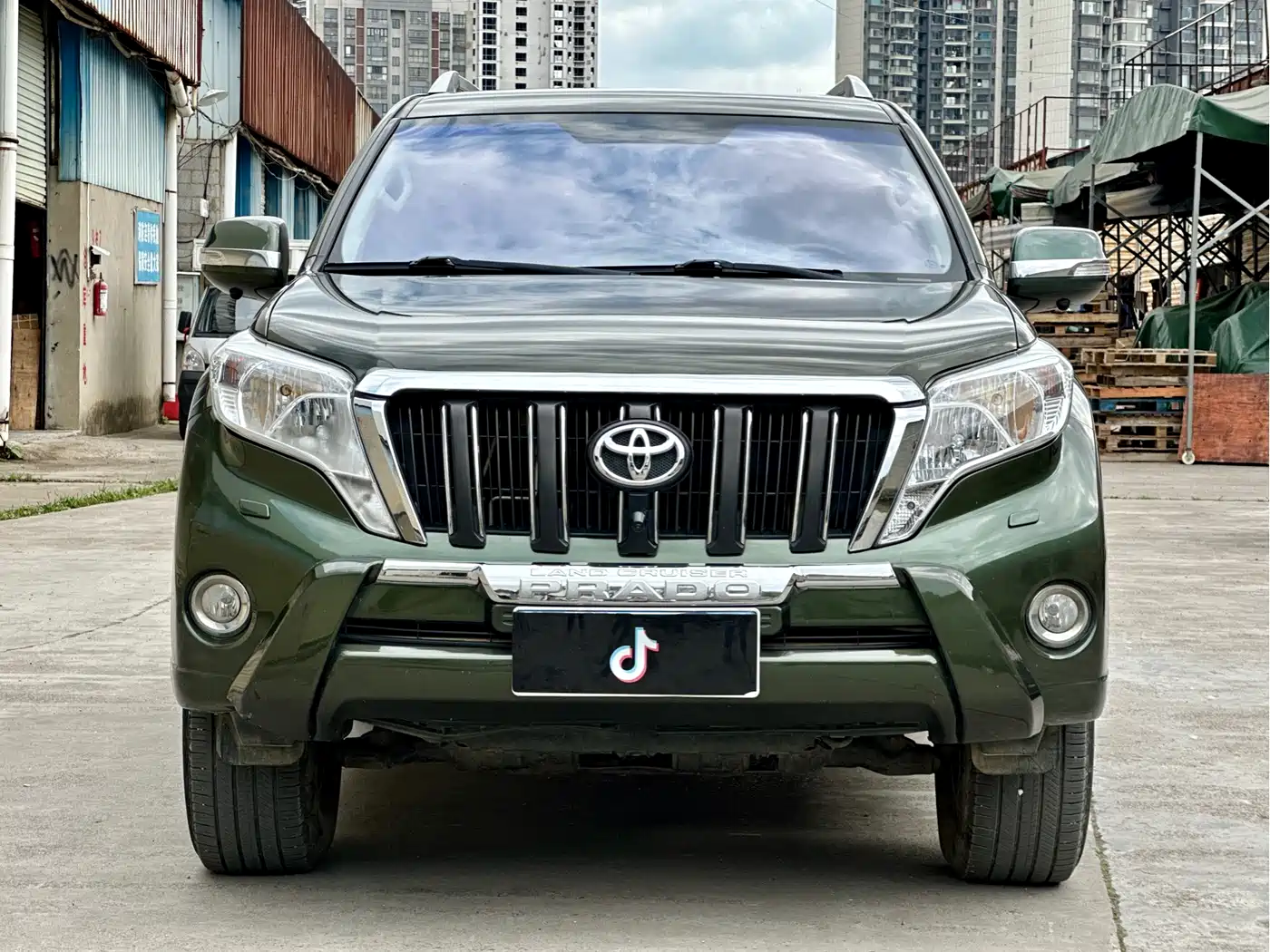 Toyota Prado (Import) фото 2