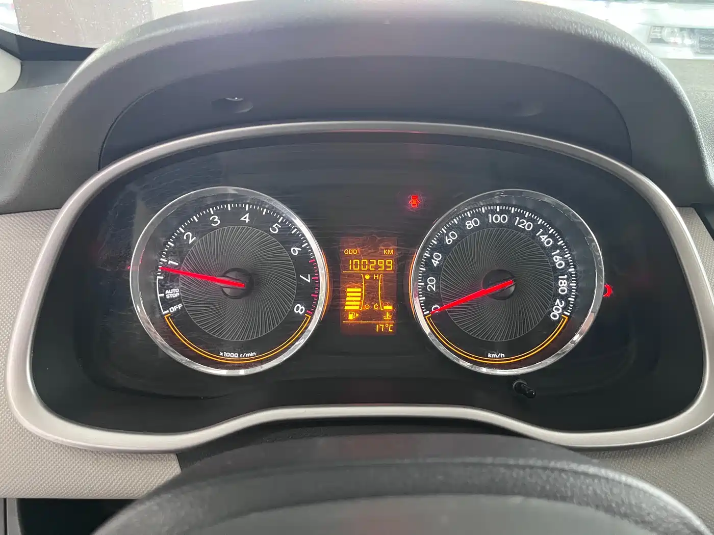 Chevrolet Sail 2015 Sail 3 1.3L Manual Ideal Edition фото 9