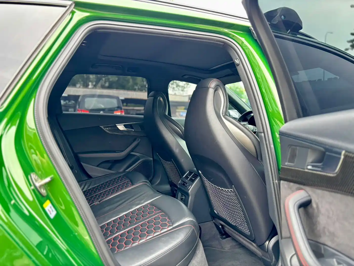Audi RS 4 2019 RS 4 2.9T Avant фото 9