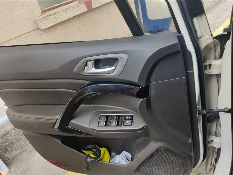 GAC Trumpchi Trumpchi GS4 2017 200T G-DCT 2WD Comfort фото 7