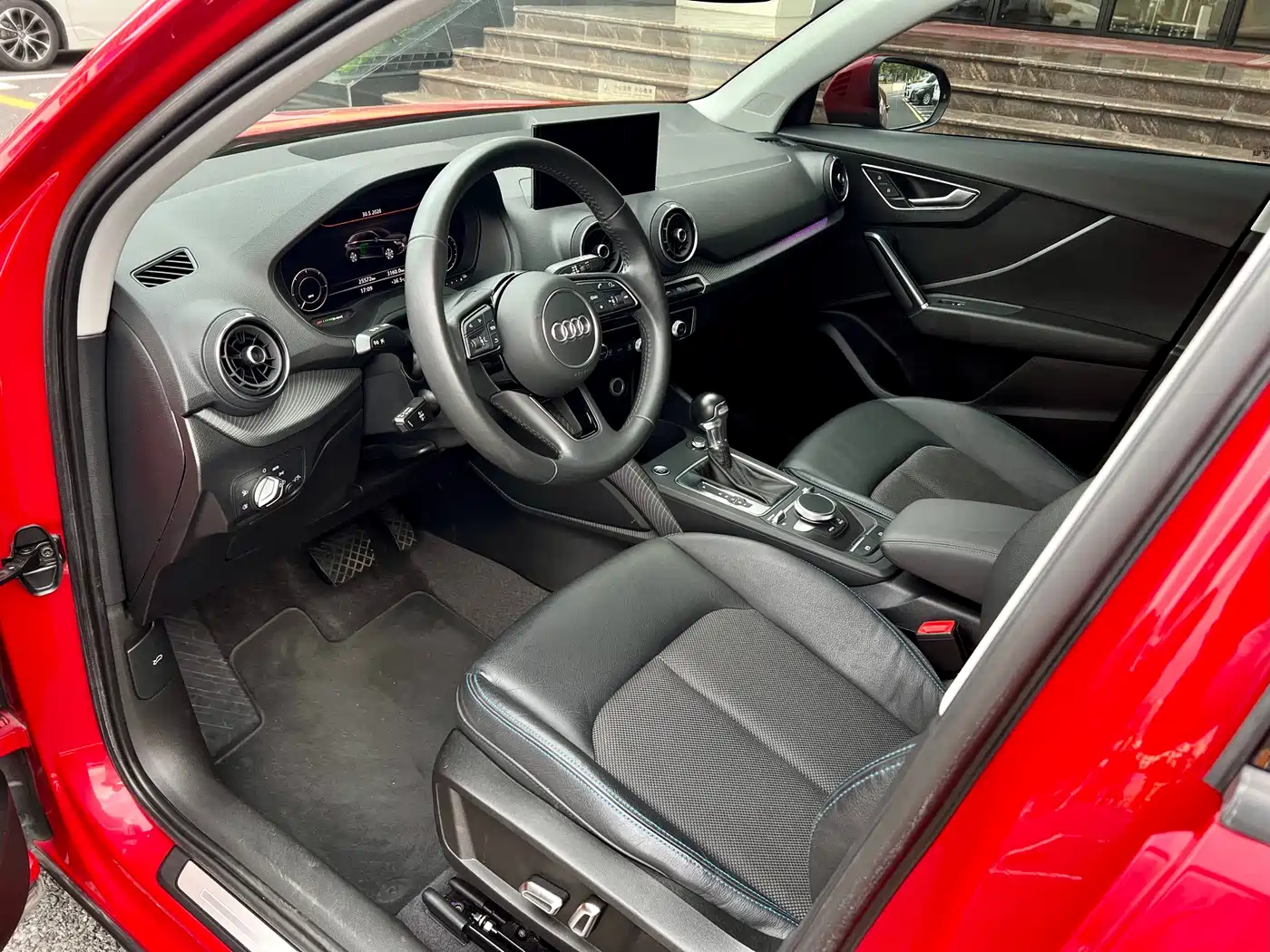 Audi Q2L e-tron 2019 Q2L e-tron Pure Electric Smart Cool Edition фото 4