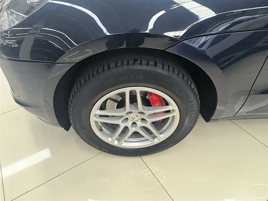 Porsche Macan 2021 Macan 2.0T фото 22