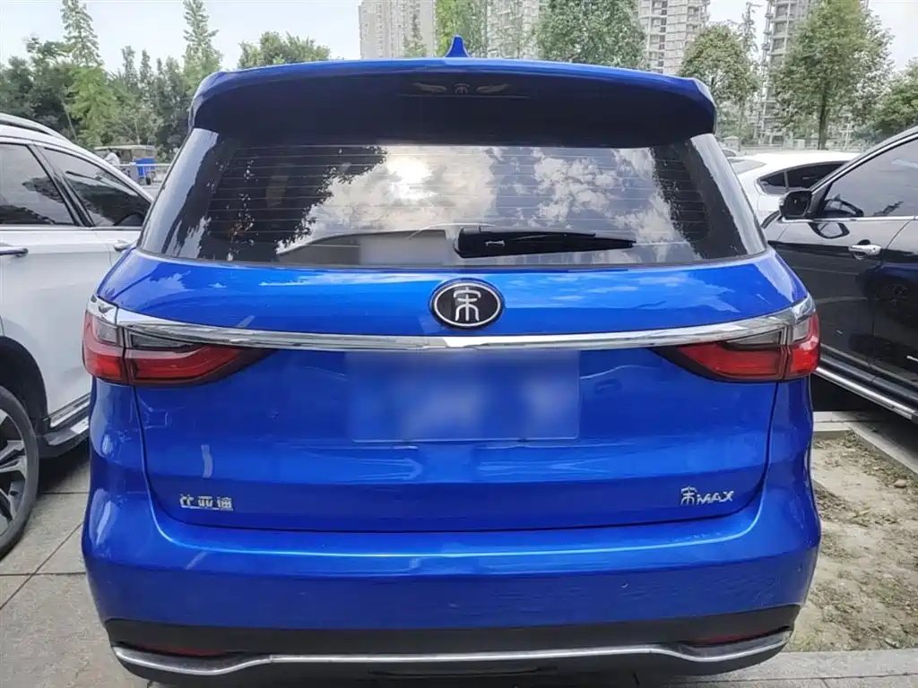 BYD Song MAX 2017 1.5T Auto Smart Connect Premium 7-seater фото 6