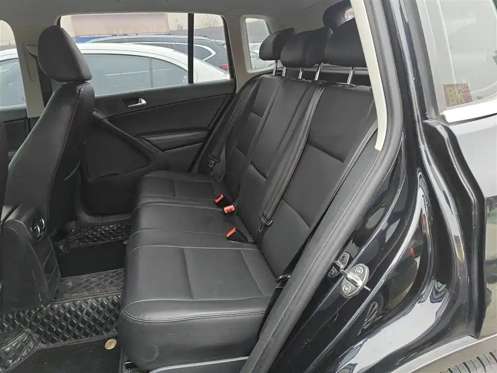 Volkswagen Tiguan 2016 280TSI Automatic 2WD Silk Road Fashion Edition фото 12