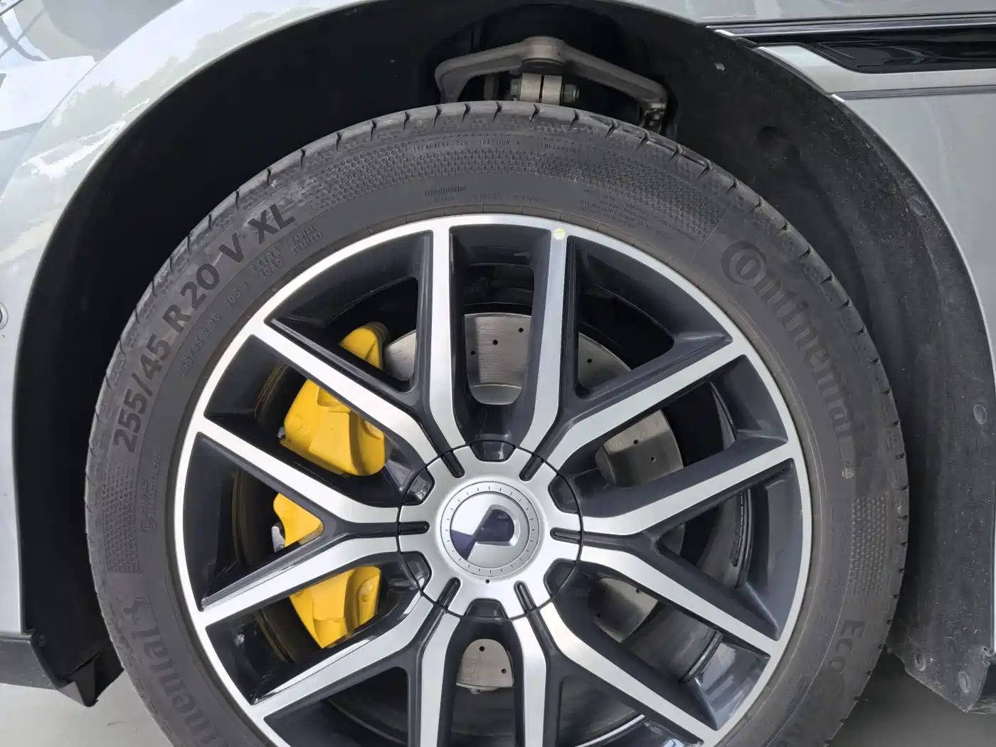 Denza Z9GT 2024 Model 1100 AWD Max Edition фото 19