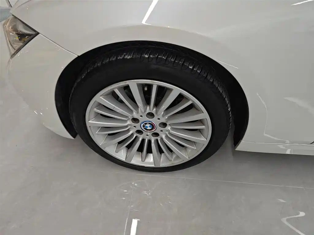 BMW 3 Series 2018 320Li Fashion Style фото 23