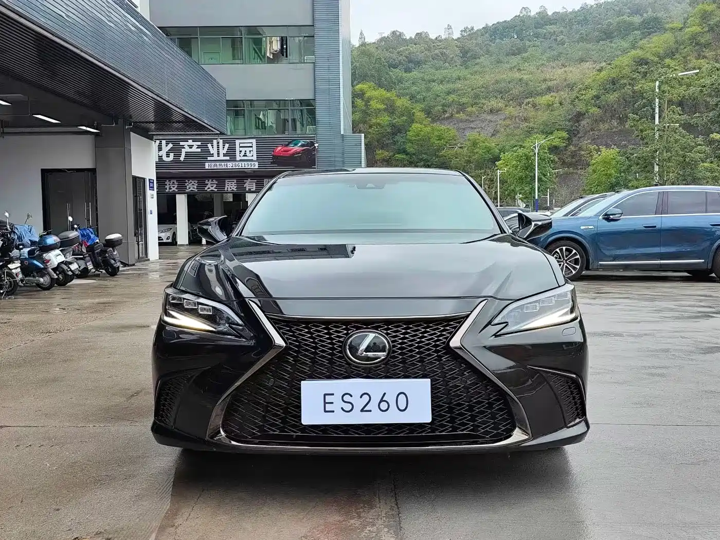 Lexus ES 2023 260 F SPORT фото 2