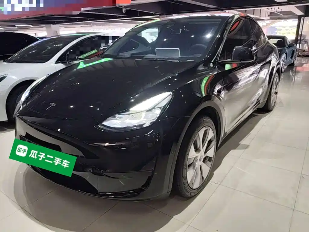 Фото 1 - Tesla Model Y